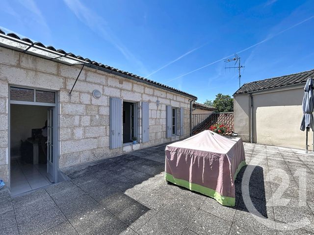 Appartement F2 à louer - 2 pièces - 46.0 m2 - ANGOULEME - 16 - POITOU-CHARENTES - Century 21 Aloha Immobilier