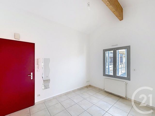 Appartement F3 à louer - 3 pièces - 55.95 m2 - ANGOULEME - 16 - POITOU-CHARENTES - Century 21 Aloha Immobilier