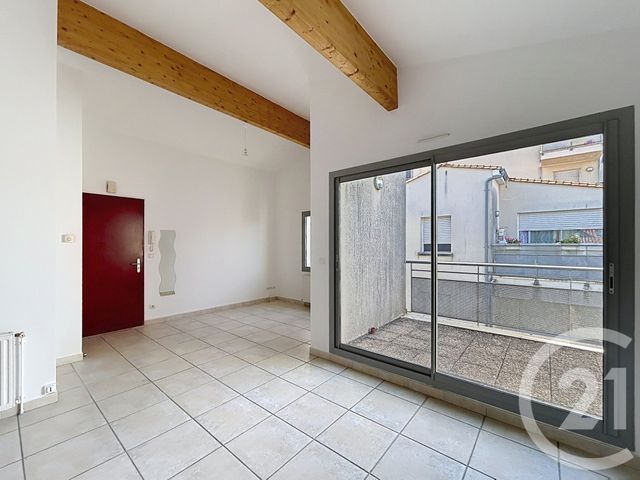 Appartement F3 à louer - 3 pièces - 55.95 m2 - ANGOULEME - 16 - POITOU-CHARENTES - Century 21 Aloha Immobilier