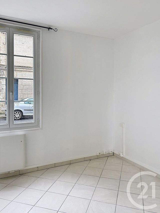 Appartement F2 à louer - 2 pièces - 36.0 m2 - ANGOULEME - 16 - POITOU-CHARENTES - Century 21 Aloha Immobilier