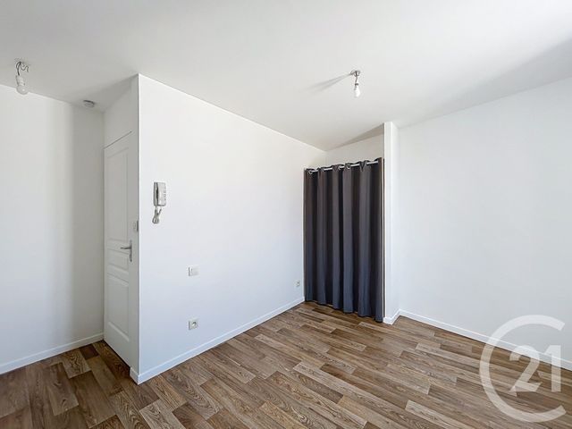 Appartement F1 à louer - 1 pièce - 18.34 m2 - ANGOULEME - 16 - POITOU-CHARENTES - Century 21 Aloha Immobilier