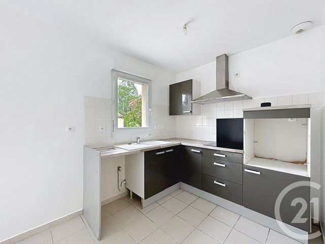 maison à louer - 3 pièces - 72.71 m2 - ANGOULEME - 16 - POITOU-CHARENTES - Century 21 Aloha Immobilier