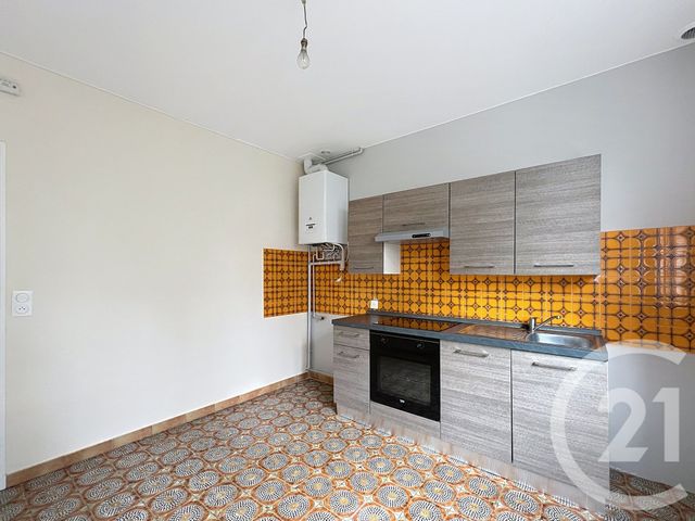 maison à louer - 3 pièces - 85.0 m2 - ANGOULEME - 16 - POITOU-CHARENTES - Century 21 Aloha Immobilier