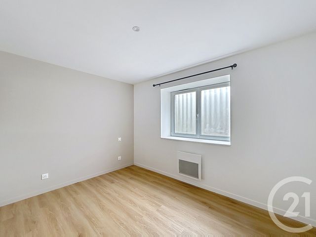 Appartement F2 à louer - 2 pièces - 33.29 m2 - L ISLE D ESPAGNAC - 16 - POITOU-CHARENTES - Century 21 Aloha Immobilier