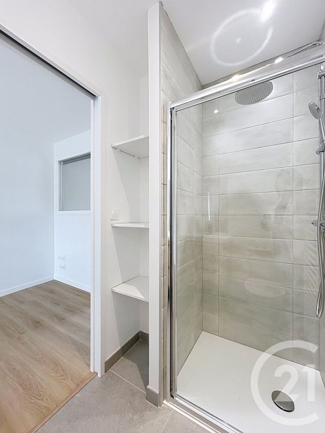 Appartement F2 à louer - 2 pièces - 33.29 m2 - L ISLE D ESPAGNAC - 16 - POITOU-CHARENTES - Century 21 Aloha Immobilier