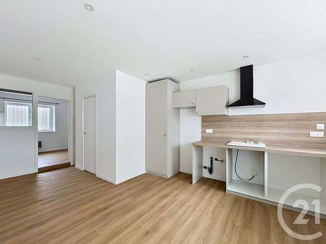 Appartement F2 à louer - 2 pièces - 33.29 m2 - L ISLE D ESPAGNAC - 16 - POITOU-CHARENTES - Century 21 Aloha Immobilier