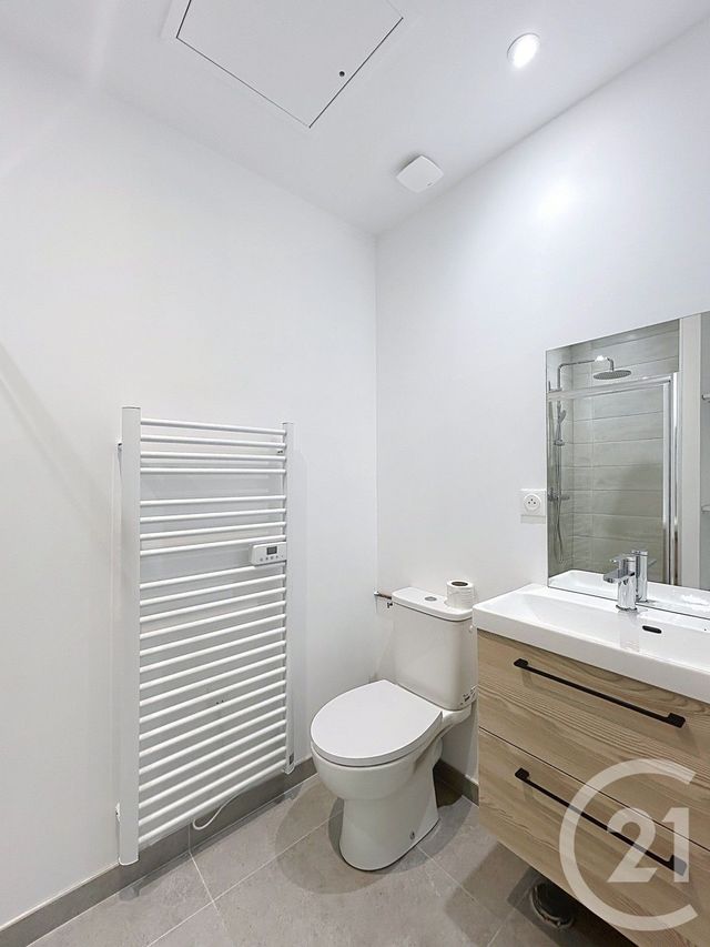 Appartement F2 à louer - 2 pièces - 33.29 m2 - L ISLE D ESPAGNAC - 16 - POITOU-CHARENTES - Century 21 Aloha Immobilier