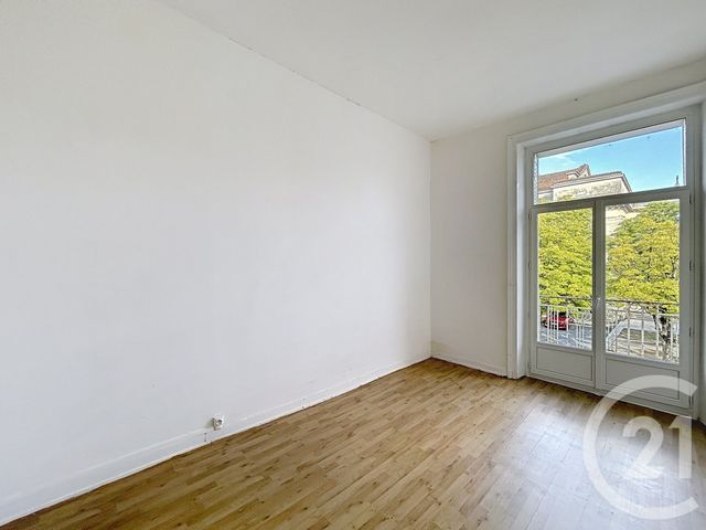 Appartement F2 à louer - 2 pièces - 40.4 m2 - ANGOULEME - 16 - POITOU-CHARENTES - Century 21 Aloha Immobilier