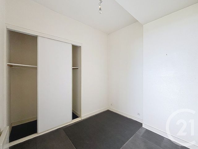 Appartement T2 à vendre - 3 pièces - 57.95 m2 - ANGOULEME - 16 - POITOU-CHARENTES - Century 21 Aloha Immobilier