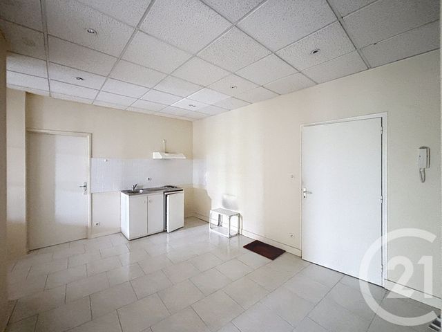 Appartement T2 à vendre - 3 pièces - 57.95 m2 - ANGOULEME - 16 - POITOU-CHARENTES - Century 21 Aloha Immobilier