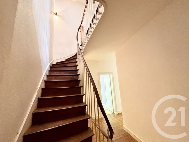 maison à vendre - 6 pièces - 168.0 m2 - ANGOULEME - 16 - POITOU-CHARENTES - Century 21 Aloha Immobilier