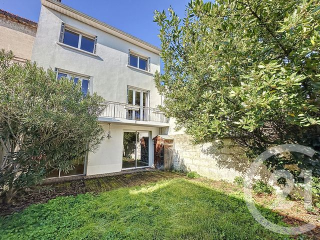 maison à vendre - 10 pièces - 240.0 m2 - ANGOULEME - 16 - POITOU-CHARENTES - Century 21 Aloha Immobilier