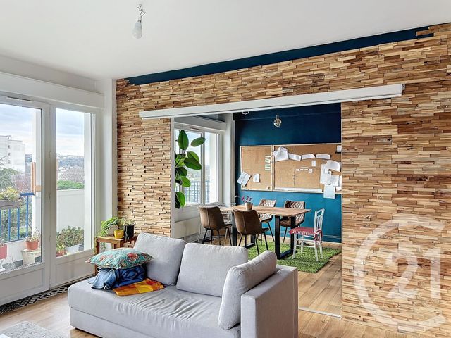Appartement T3 à louer - 4 pièces - 87.02 m2 - ANGOULEME - 16 - POITOU-CHARENTES - Century 21 Aloha Immobilier