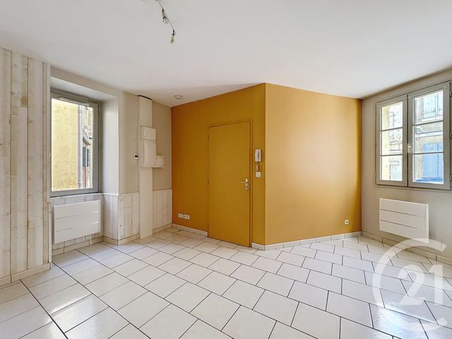 Appartement F2 à louer - 2 pièces - 36.5 m2 - ANGOULEME - 16 - POITOU-CHARENTES - Century 21 Aloha Immobilier