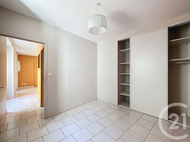 Appartement F2 à louer - 2 pièces - 36.5 m2 - ANGOULEME - 16 - POITOU-CHARENTES - Century 21 Aloha Immobilier
