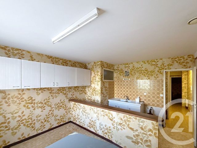 maison à vendre - 11 pièces - 190.94 m2 - ANGOULEME - 16 - POITOU-CHARENTES - Century 21 Aloha Immobilier