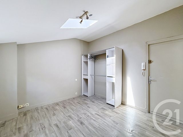 Appartement F1 bis à louer - 2 pièces - 28.04 m2 - ANGOULEME - 16 - POITOU-CHARENTES - Century 21 Aloha Immobilier