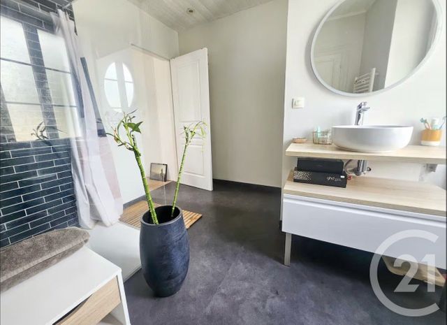 maison à vendre - 4 pièces - 129.0 m2 - ST YRIEIX SUR CHARENTE - 16 - POITOU-CHARENTES - Century 21 Aloha Immobilier