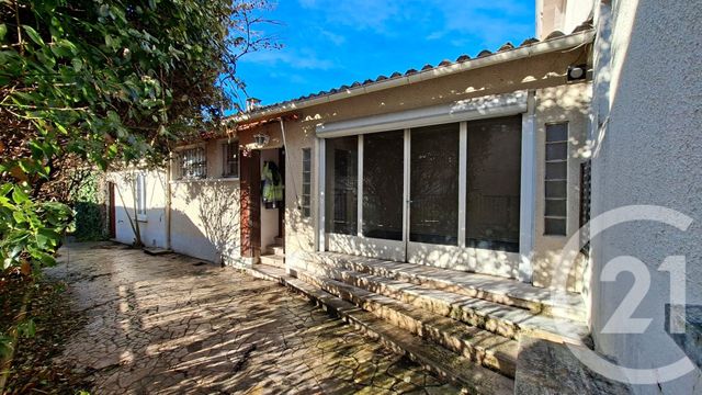 maison à vendre - 7 pièces - 120.0 m2 - ANGOULEME - 16 - POITOU-CHARENTES - Century 21 Aloha Immobilier