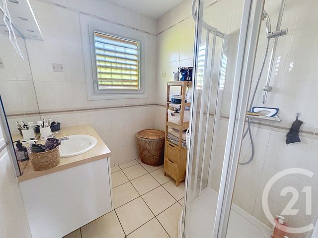 maison à vendre - 5 pièces - 120.0 m2 - RUELLE SUR TOUVRE - 16 - POITOU-CHARENTES - Century 21 Aloha Immobilier
