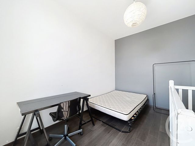 Appartement Duplex à louer - 2 pièces - 22.43 m2 - ANGOULEME - 16 - POITOU-CHARENTES - Century 21 Aloha Immobilier