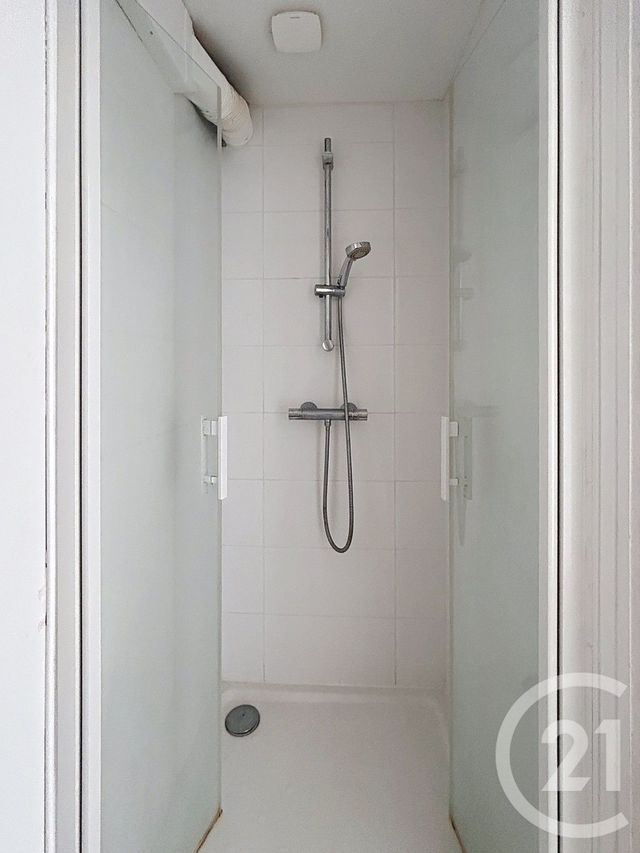 Appartement F2 à louer - 2 pièces - 27.31 m2 - ANGOULEME - 16 - POITOU-CHARENTES - Century 21 Aloha Immobilier