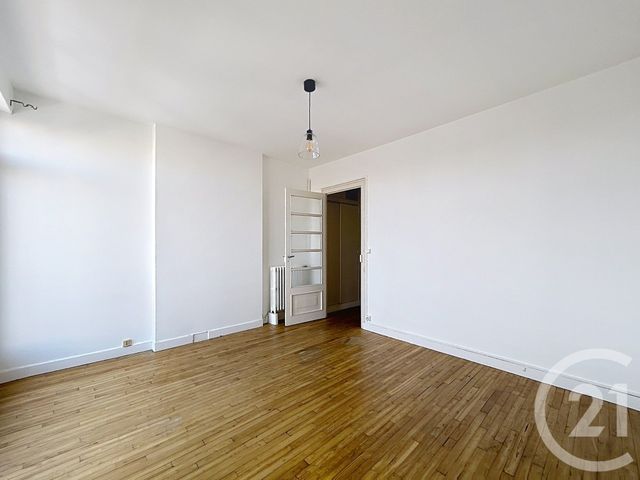 Appartement F3 à louer - 3 pièces - 65.0 m2 - ANGOULEME - 16 - POITOU-CHARENTES - Century 21 Aloha Immobilier