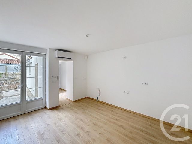 maison à vendre - 4 pièces - 70.0 m2 - ANGOULEME - 16 - POITOU-CHARENTES - Century 21 Aloha Immobilier