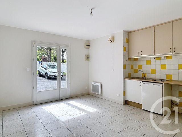 Appartement F2 à louer ST MICHEL