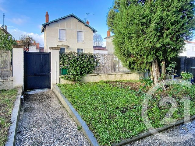 Appartement F3 à louer - 3 pièces - 53.51 m2 - ANGOULEME - 16 - POITOU-CHARENTES - Century 21 Aloha Immobilier
