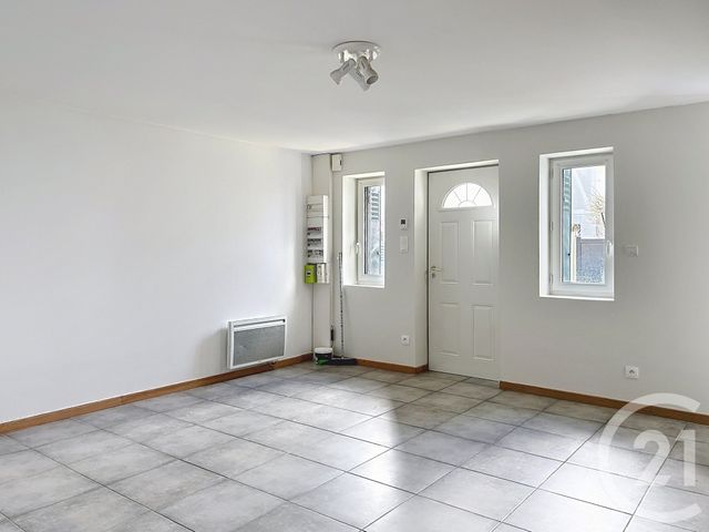 Appartement F3 à louer - 3 pièces - 53.51 m2 - ANGOULEME - 16 - POITOU-CHARENTES - Century 21 Aloha Immobilier