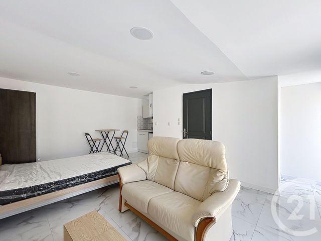 Appartement F1 à louer - 1 pièce - 23.97 m2 - ANGOULEME - 16 - POITOU-CHARENTES - Century 21 Aloha Immobilier