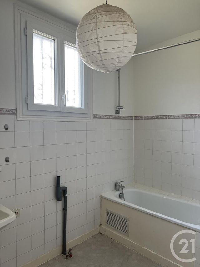maison à vendre - 3 pièces - 74.2 m2 - ANGOULEME - 16 - POITOU-CHARENTES - Century 21 Aloha Immobilier