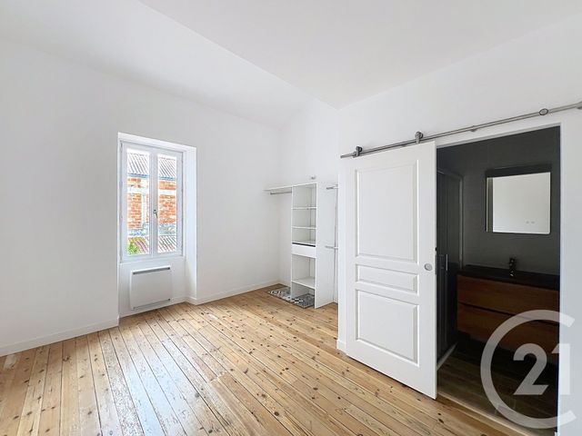 maison à louer - 4 pièces - 97.1 m2 - ANGOULEME - 16 - POITOU-CHARENTES - Century 21 Aloha Immobilier