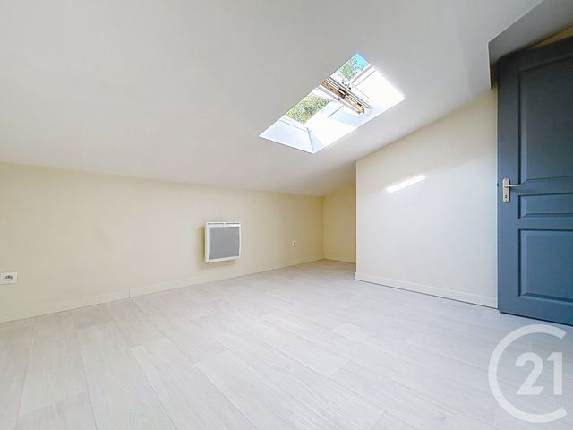 Appartement F2 à louer - 2 pièces - 40.57 m2 - ANGOULEME - 16 - POITOU-CHARENTES - Century 21 Aloha Immobilier