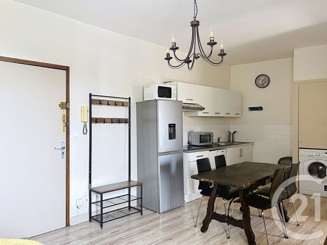 Appartement F2 à louer - 2 pièces - 37.66 m2 - ANGOULEME - 16 - POITOU-CHARENTES - Century 21 Aloha Immobilier