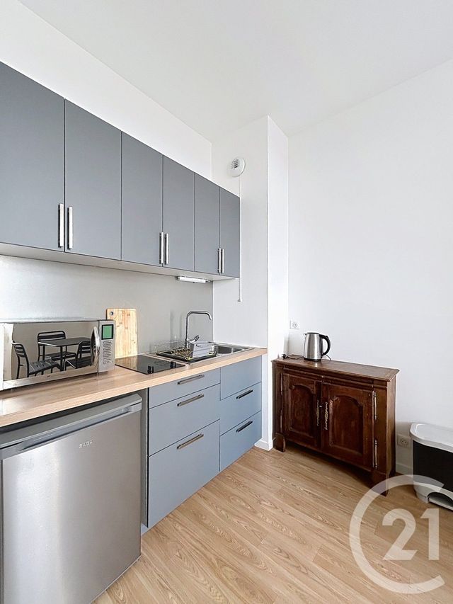 Appartement Studio à louer - 1 pièce - 23.0 m2 - ANGOULEME - 16 - POITOU-CHARENTES - Century 21 Aloha Immobilier