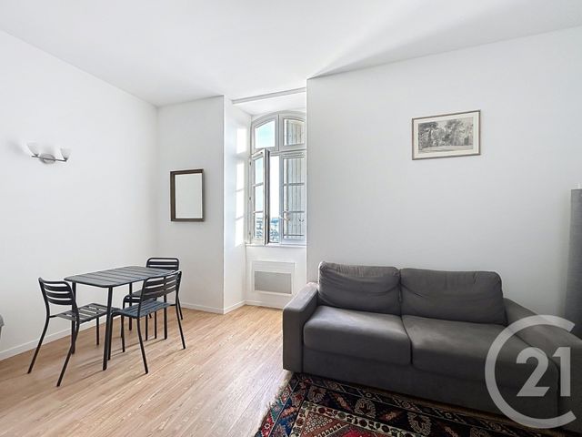 Appartement Studio à louer - 1 pièce - 23.0 m2 - ANGOULEME - 16 - POITOU-CHARENTES - Century 21 Aloha Immobilier