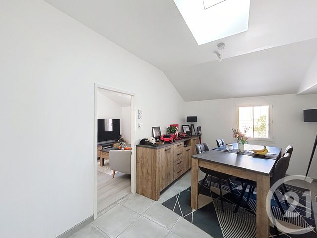 Appartement F2 à louer - 2 pièces - 42.49 m2 - L ISLE D ESPAGNAC - 16 - POITOU-CHARENTES - Century 21 Aloha Immobilier