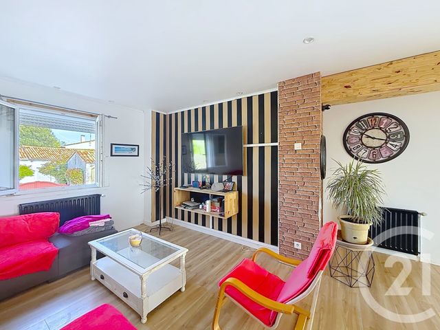 maison à vendre - 5 pièces - 119.94 m2 - SIREUIL - 16 - POITOU-CHARENTES - Century 21 Aloha Immobilier