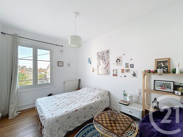 Appartement F3 à louer - 3 pièces - 60.2 m2 - ANGOULEME - 16 - POITOU-CHARENTES - Century 21 Aloha Immobilier