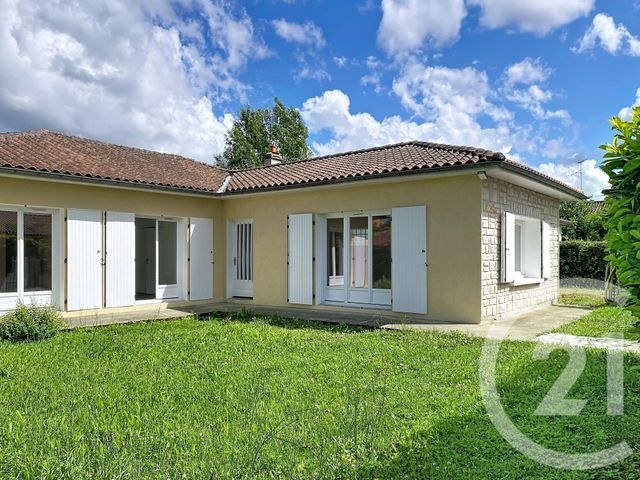 maison à louer - 4 pièces - 112.0 m2 - L ISLE D ESPAGNAC - 16 - POITOU-CHARENTES - Century 21 Aloha Immobilier
