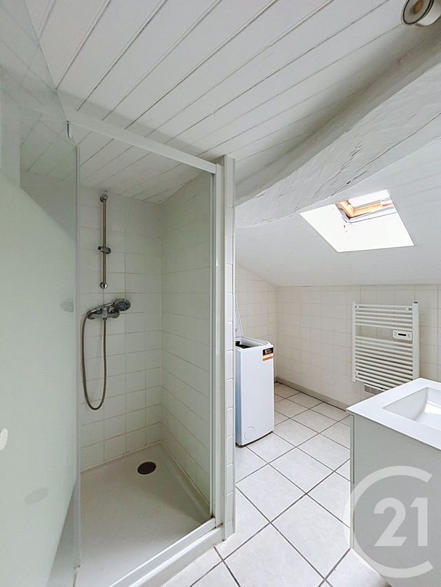 maison à louer - 2 pièces - 50.18 m2 - L ISLE D ESPAGNAC - 16 - POITOU-CHARENTES - Century 21 Aloha Immobilier