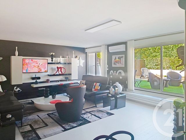 Appartement F4 à vendre - 4 pièces - 102.2 m2 - ANGOULEME - 16 - POITOU-CHARENTES - Century 21 Aloha Immobilier