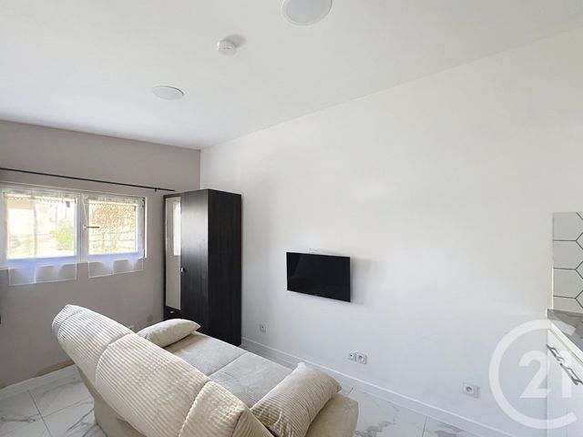 Appartement F1 à louer - 1 pièce - 14.24 m2 - ANGOULEME - 16 - POITOU-CHARENTES - Century 21 Aloha Immobilier