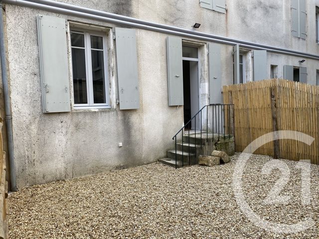Appartement T2 à louer - 2 pièces - 36.31 m2 - ANGOULEME - 16 - POITOU-CHARENTES - Century 21 Aloha Immobilier