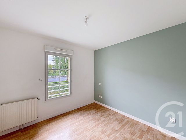 Appartement F3 à louer - 3 pièces - 70.14 m2 - ANGOULEME - 16 - POITOU-CHARENTES - Century 21 Aloha Immobilier