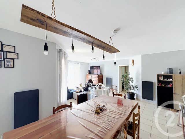 maison à louer - 5 pièces - 113.55 m2 - ST YRIEIX SUR CHARENTE - 16 - POITOU-CHARENTES - Century 21 Aloha Immobilier
