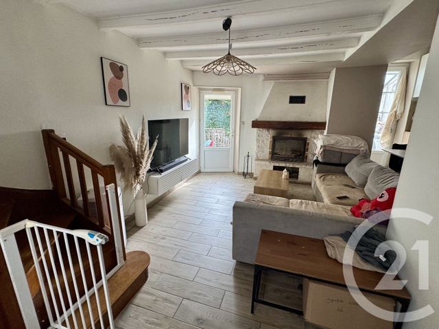 maison à vendre - 4 pièces - 82.0 m2 - GARAT - 16 - POITOU-CHARENTES - Century 21 Aloha Immobilier