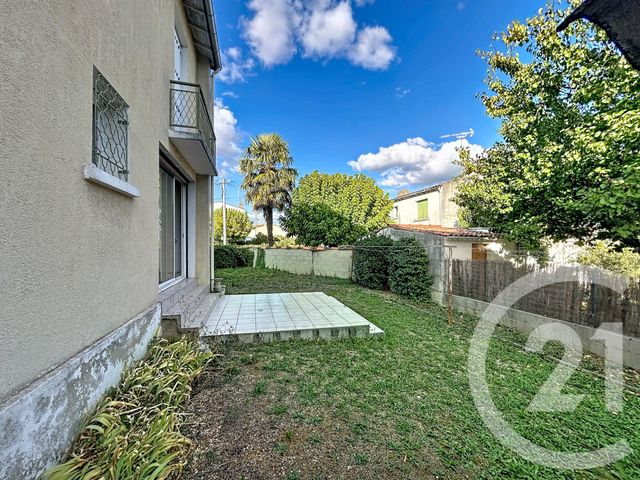 maison à vendre - 6 pièces - 92.8 m2 - ANGOULEME - 16 - POITOU-CHARENTES - Century 21 Aloha Immobilier